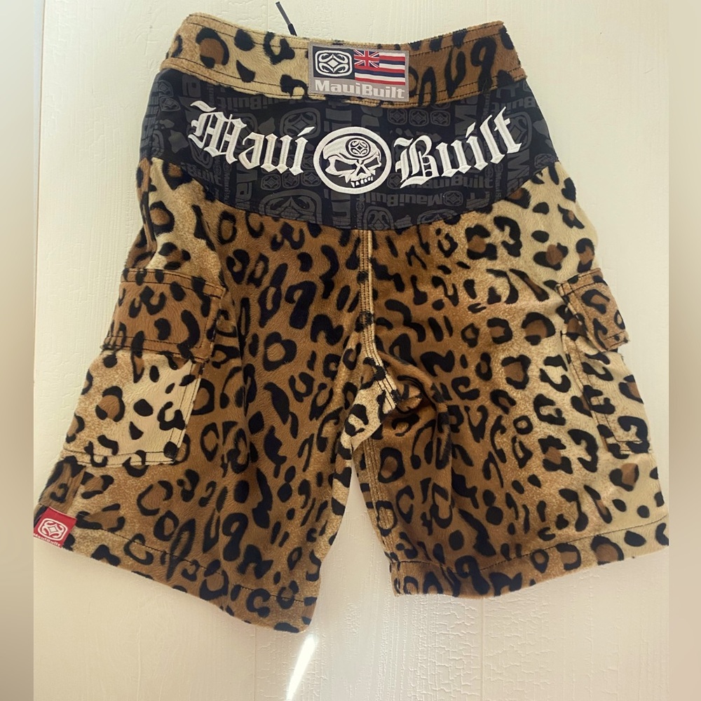 Maui Built Youth swim short in nearly new condition